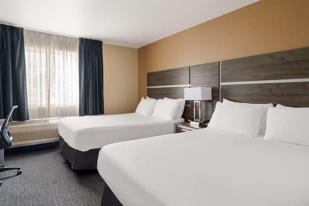 Surestay Hotel By Best Western Уэллс Номер фото