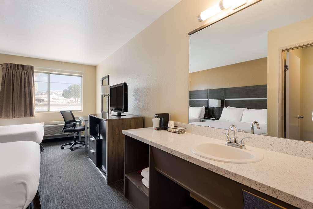 Surestay Hotel By Best Western Уэллс Номер фото